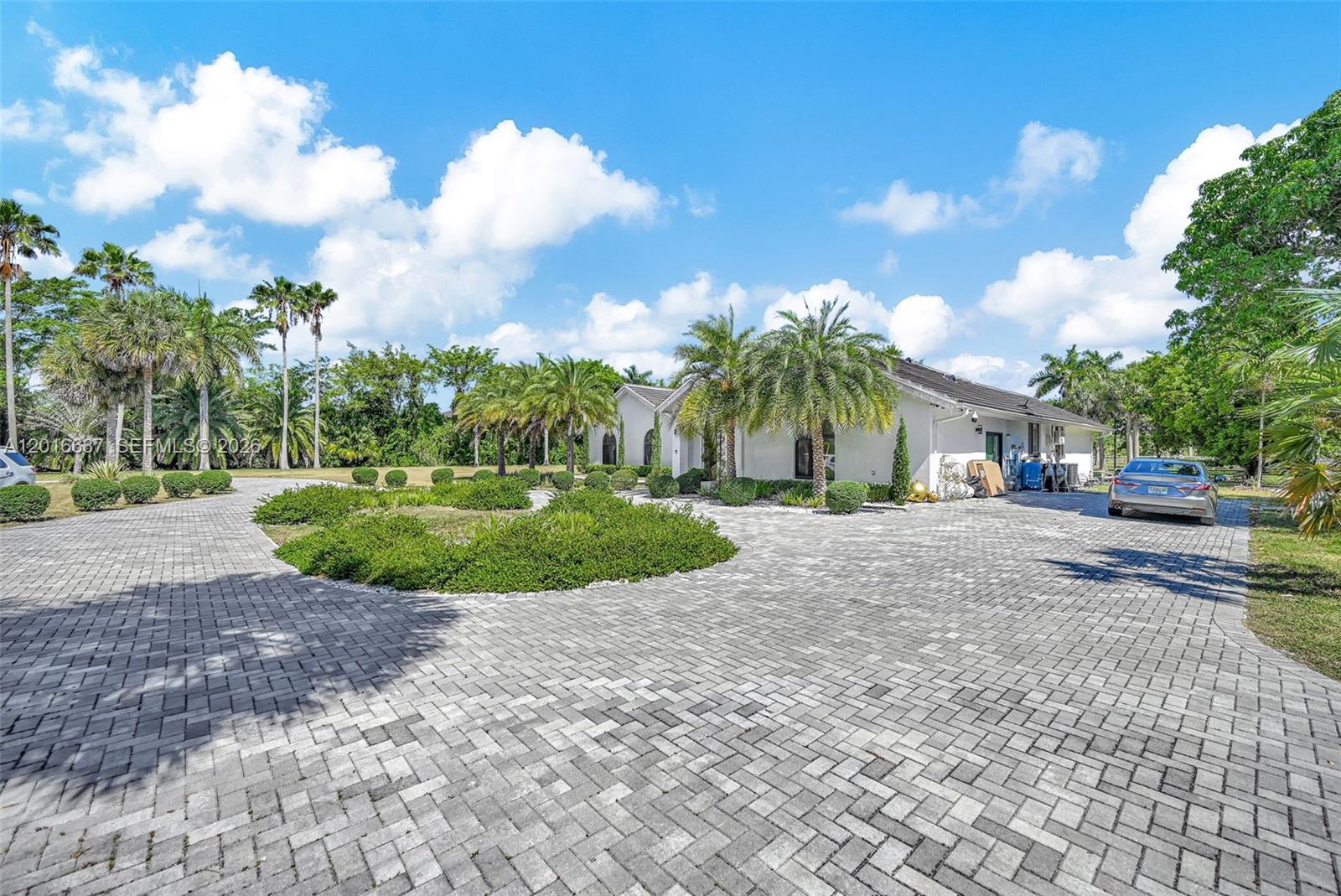 17795 Southwest 158th Street Miami, FL 33187 - Photo 22 of 105