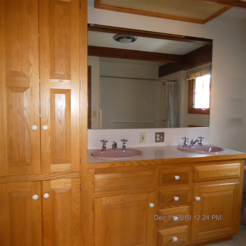 571 Strawberry Hill Road West Windsor, VT 05037 - Photo 13 of 18 Gallery Image 13