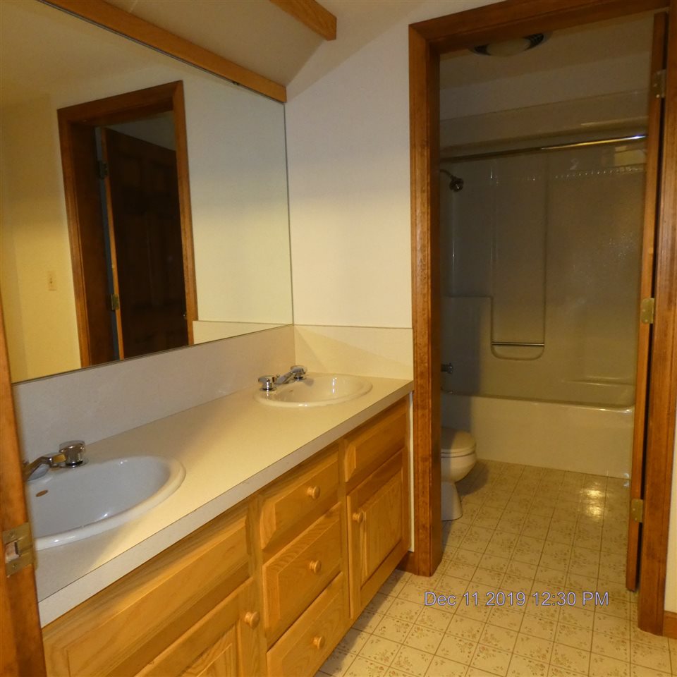 571 Strawberry Hill Road West Windsor, VT 05037 - Photo 14 of 18 Gallery Image 14
