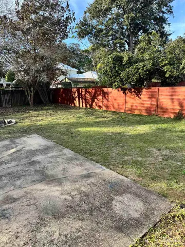 $3,000 | 117 South Sunset Boulevard, Gulf Breeze, FL 32561