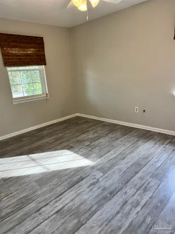 $3,000 | 117 South Sunset Boulevard, Gulf Breeze, FL 32561