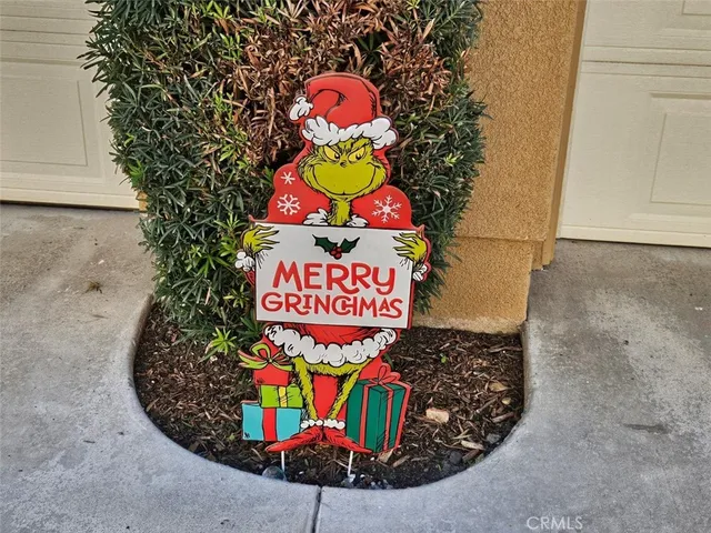 $439,900 | 27427 Woburn Court, Unit 1, Murrieta, CA 92562