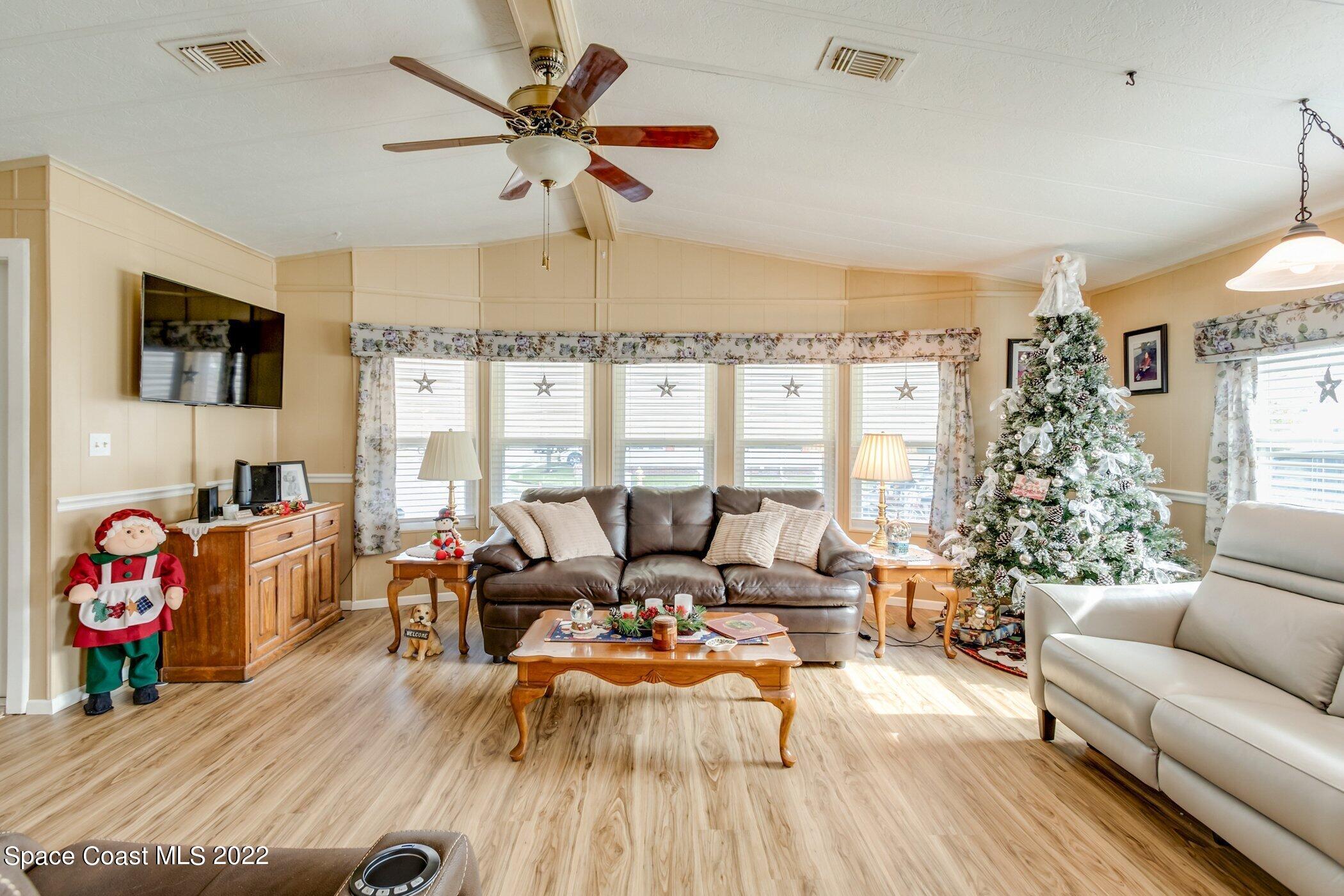 1990 Mango Street Northeast Palm Bay, FL 32905 - Photo 13 of 53 1990-Mango-204.jpg-SMALL