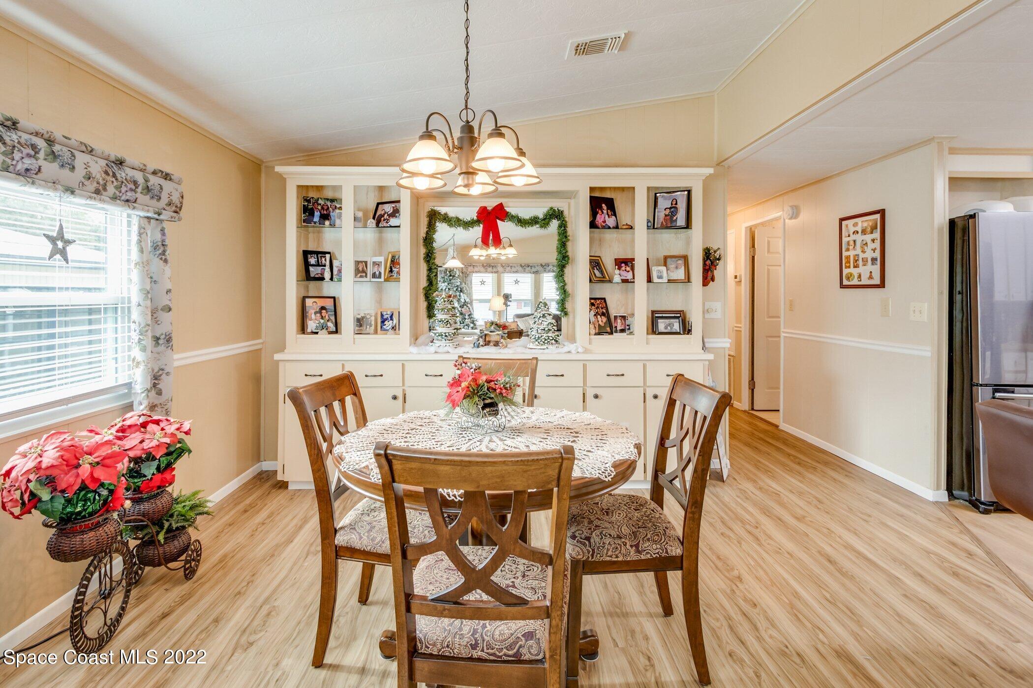 1990 Mango Street Northeast Palm Bay, FL 32905 - Photo 14 of 53 Dining room