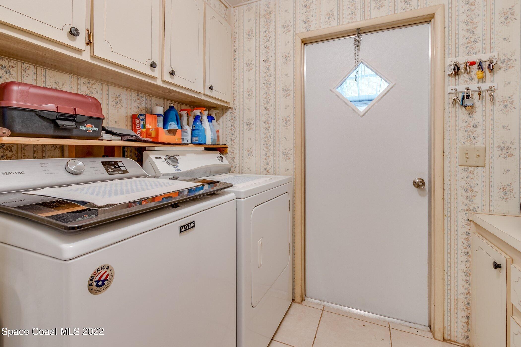 1990 Mango Street Northeast Palm Bay, FL 32905 - Photo 22 of 53 1990-Mango-213.jpg-SMALL