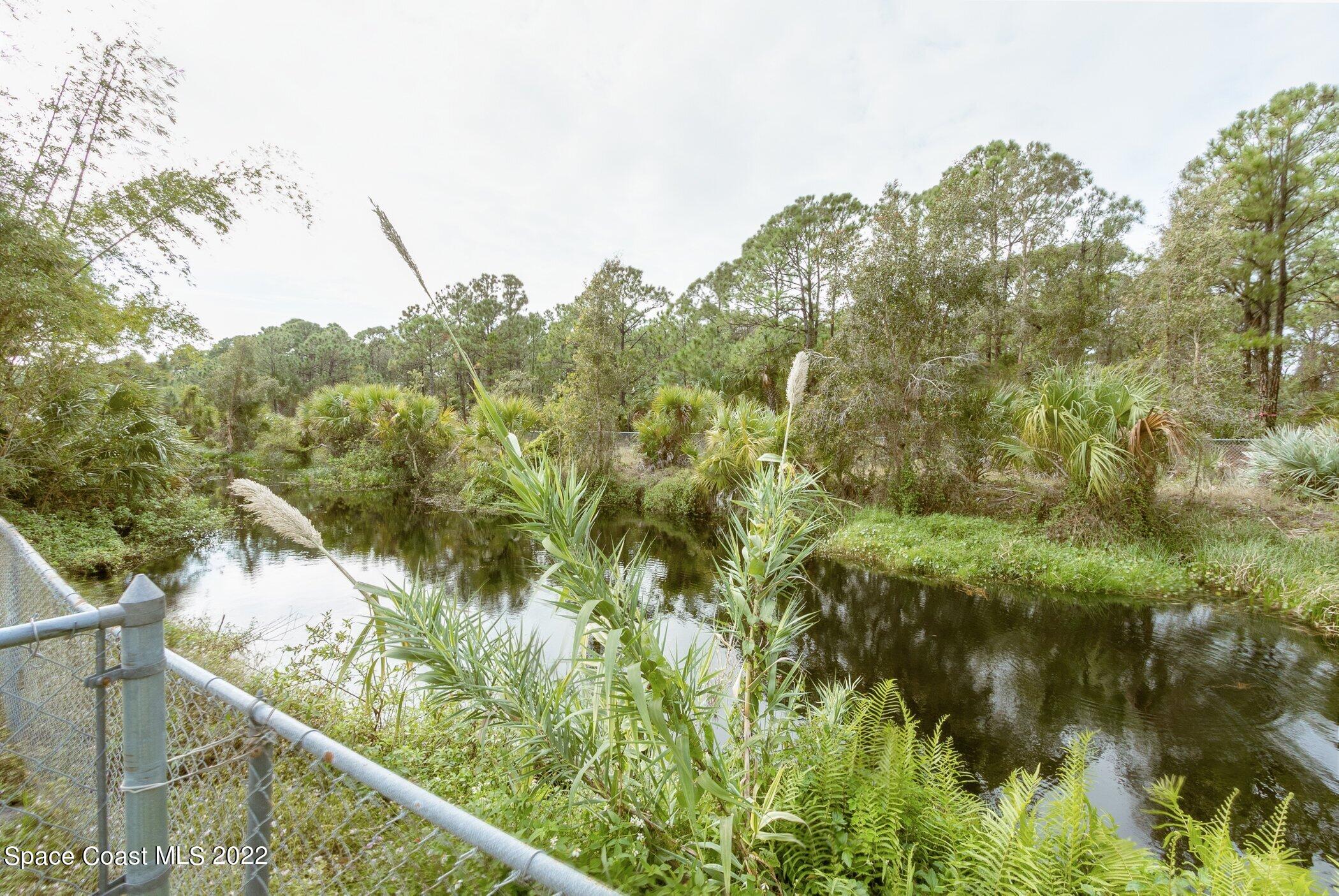 1990 Mango Street Northeast Palm Bay, FL 32905 - Photo 38 of 53 1990-Mango-108.jpg-SMALL
