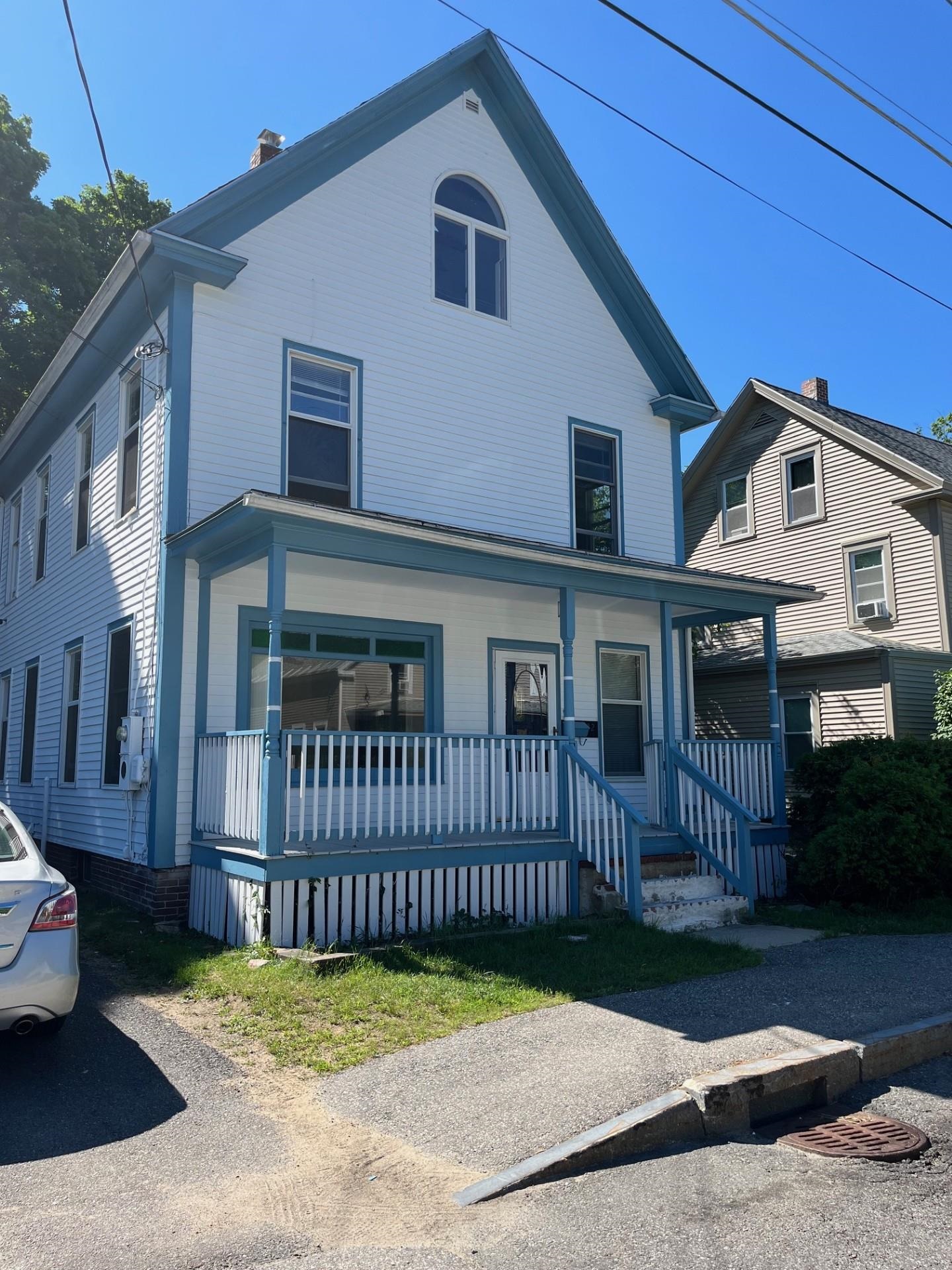 22 Maple Street Rochester, NH 03867 - Photo 2 of 28
