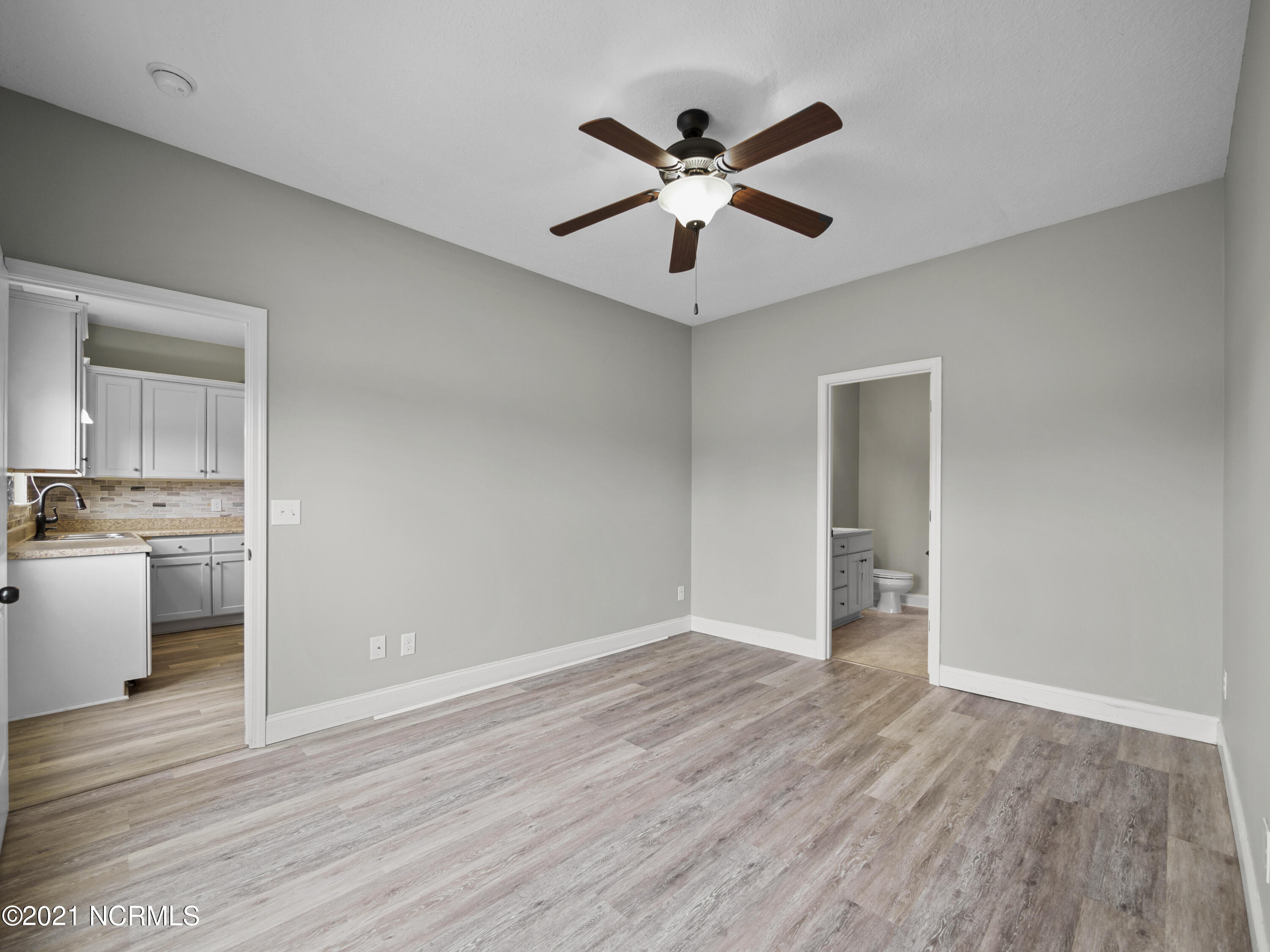 310 Winstead Loop Road Richlands, NC 28574 - Photo 17 of 34 310 Winstead Loop-11