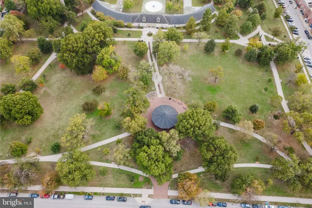an aerial view of residential building and lake view