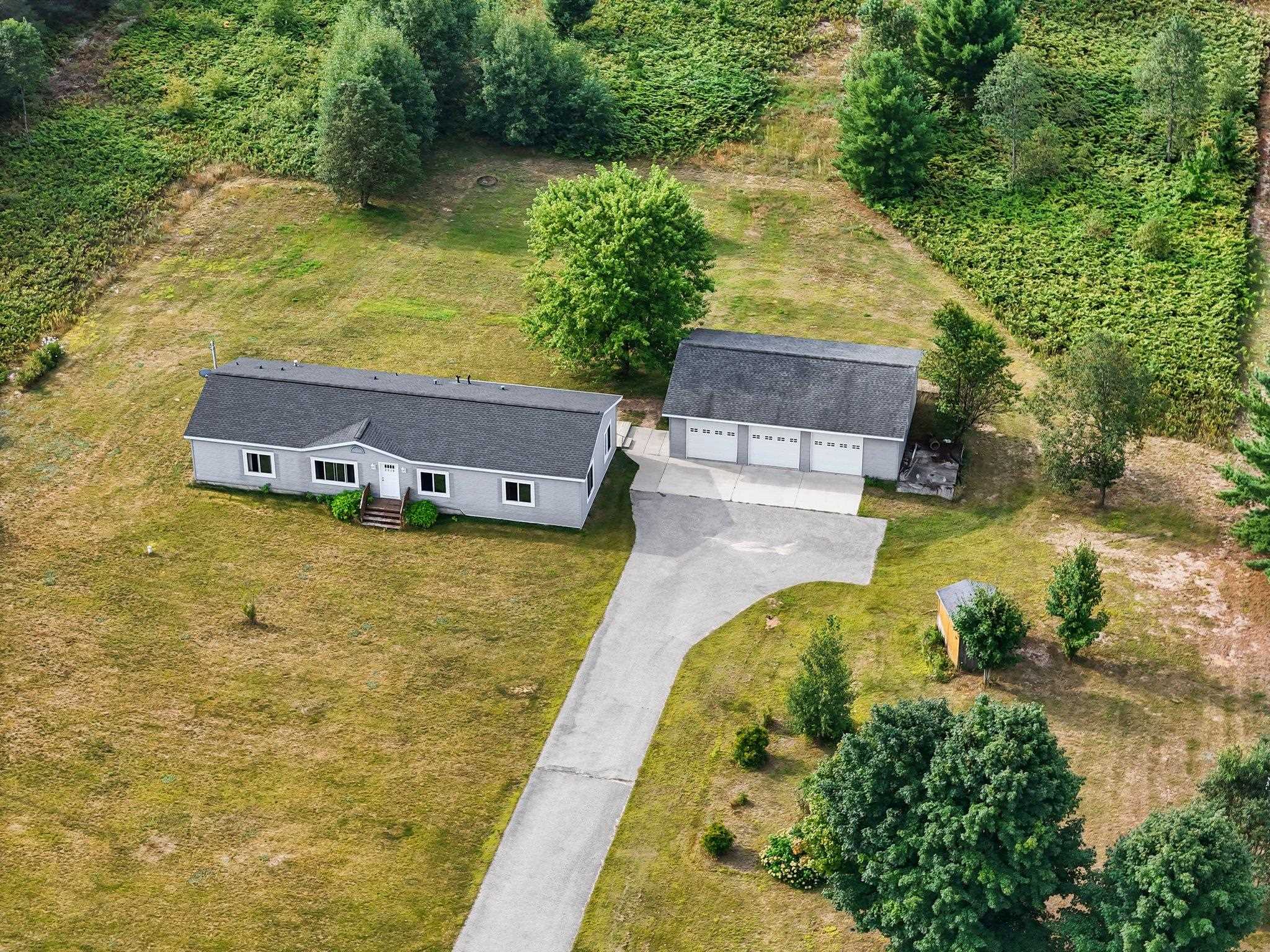 2518 East 32 Road Cadillac, MI 49601 - Photo 7 of 43 Gallery Image 7