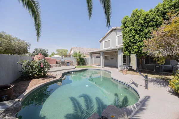$3,495 | 873 West Tremaine Avenue, Gilbert, AZ 85233