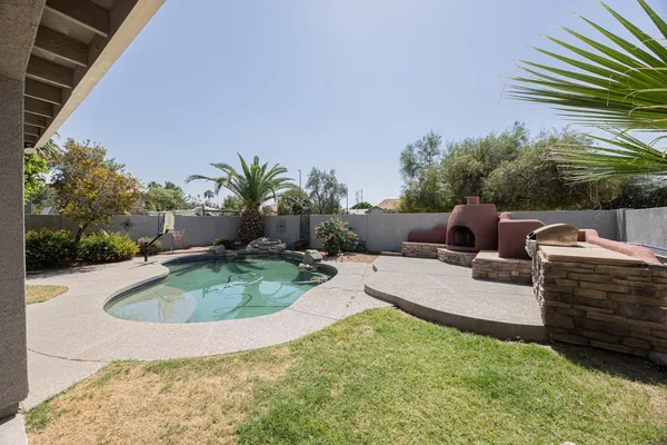 $3,495 | 873 West Tremaine Avenue, Gilbert, AZ 85233