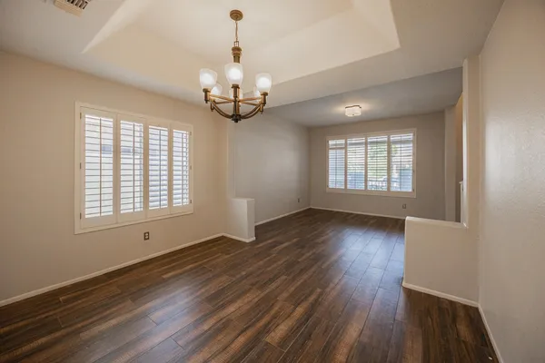 $3,495 | 873 West Tremaine Avenue, Gilbert, AZ 85233