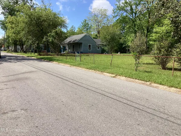 $300,000 | 4401 Bowen Street, Moss Point, MS 39563