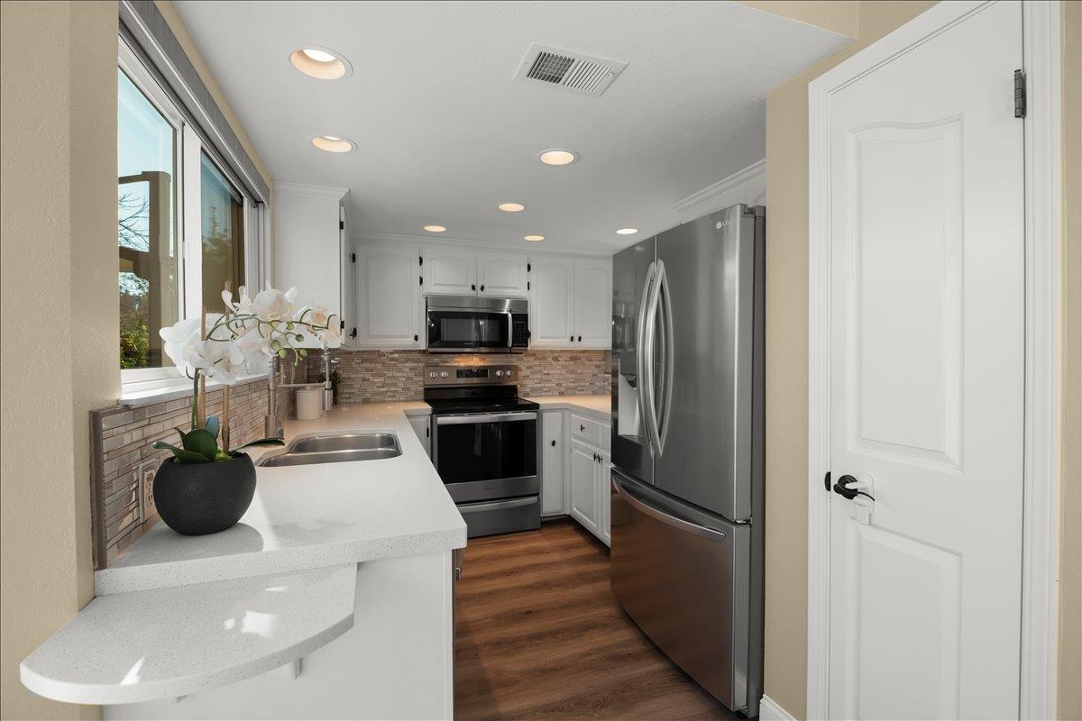 5533 Sun Spring Circle San Jose, CA 95138 - Photo 12 of 32