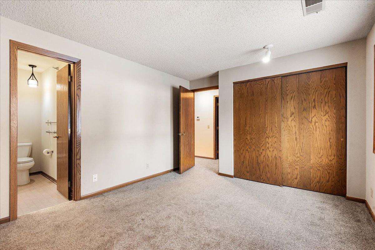 4035 Victoria Street North, Unit 110 Shoreview, MN 55126 - Photo 13 of 25