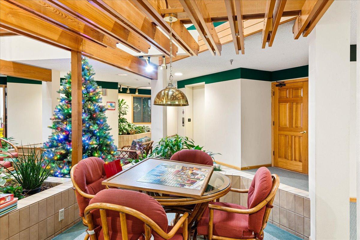 4035 Victoria Street North, Unit 110 Shoreview, MN 55126 - Photo 20 of 25