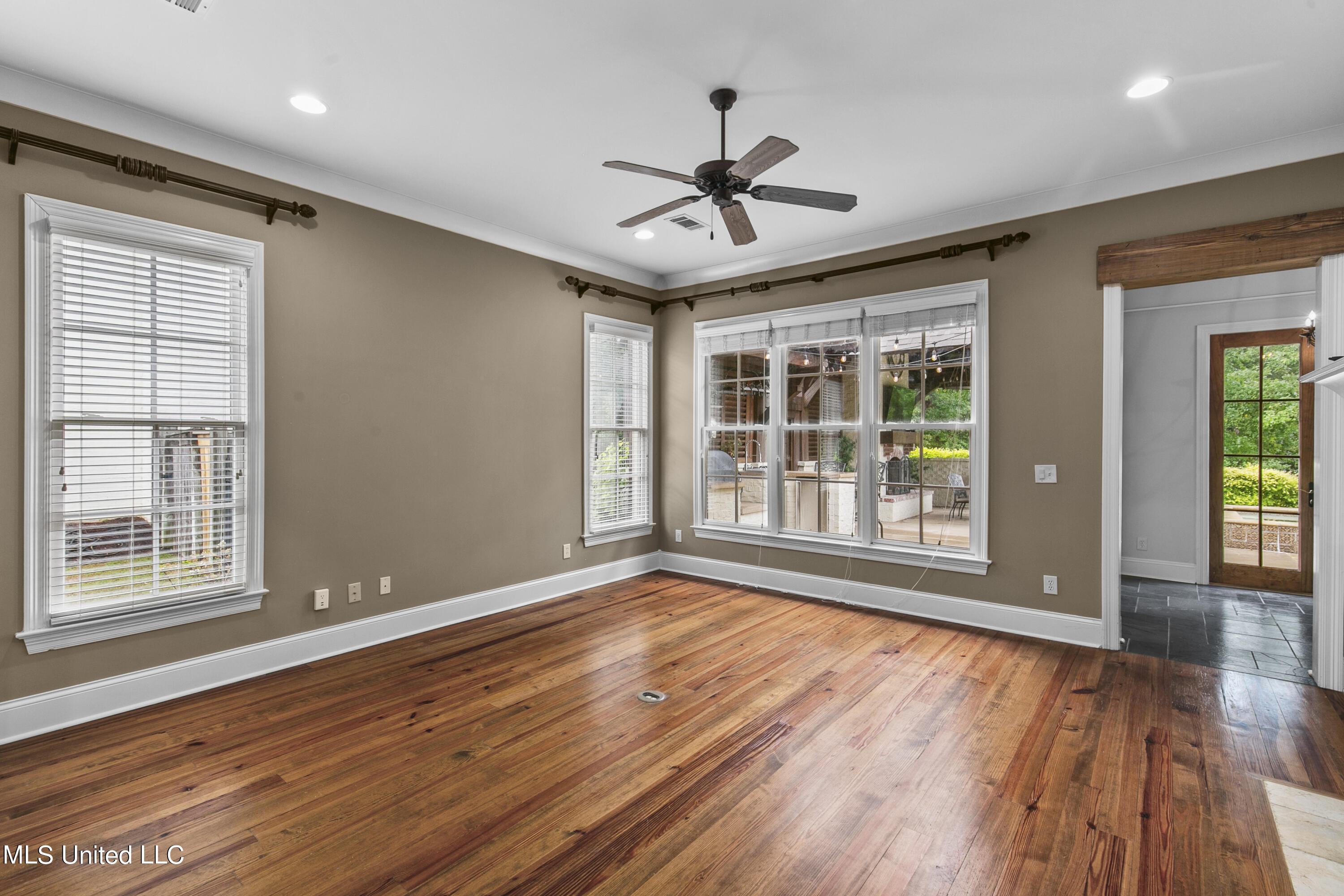 154 Victoria Place Madison, MS 39110 - Photo 43 of 108 154 Victoria2.0-14