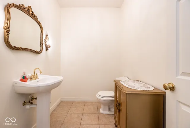 $599,900 | 1615 South Mill Creek Road, Greensburg, IN 47240