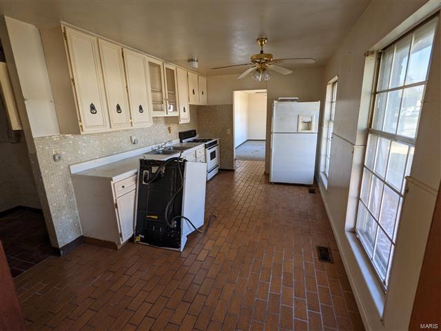 2544 Reveres Route Granite City, IL 62040 - Photo 5 of 10 Gallery Image 5