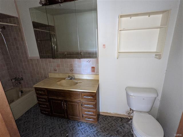2544 Reveres Route Granite City, IL 62040 - Photo 8 of 10 Gallery Image 8