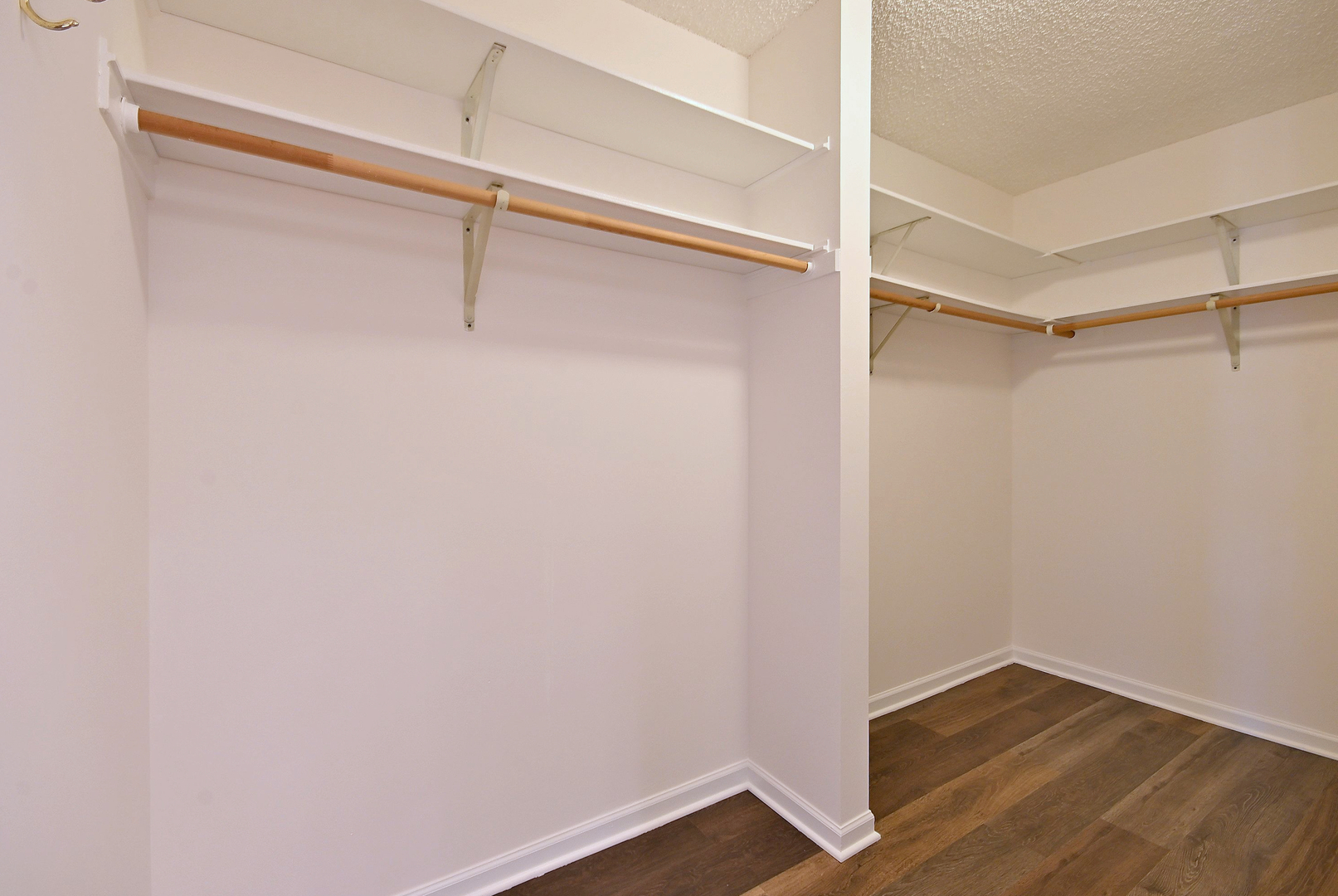 706 Waukegan Road, Unit C203 Glenview, IL 60025 - Photo 14 of 24