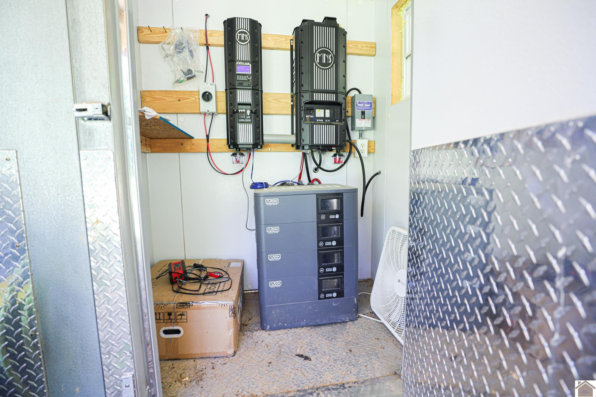 869 Cave Spring Road Smithland, KY 42081 - Photo 14 of 37 Solar Batteries