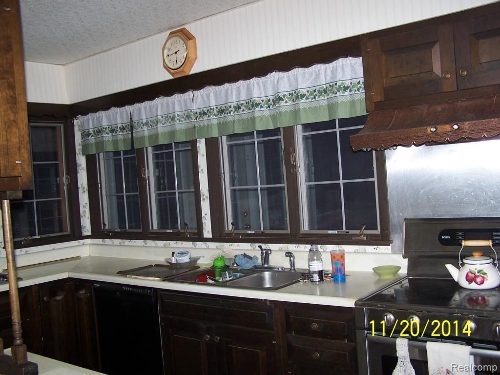 12920 Tophith Road Grass Lake, MI 49240 - Photo 15 of 22 KITCHEN