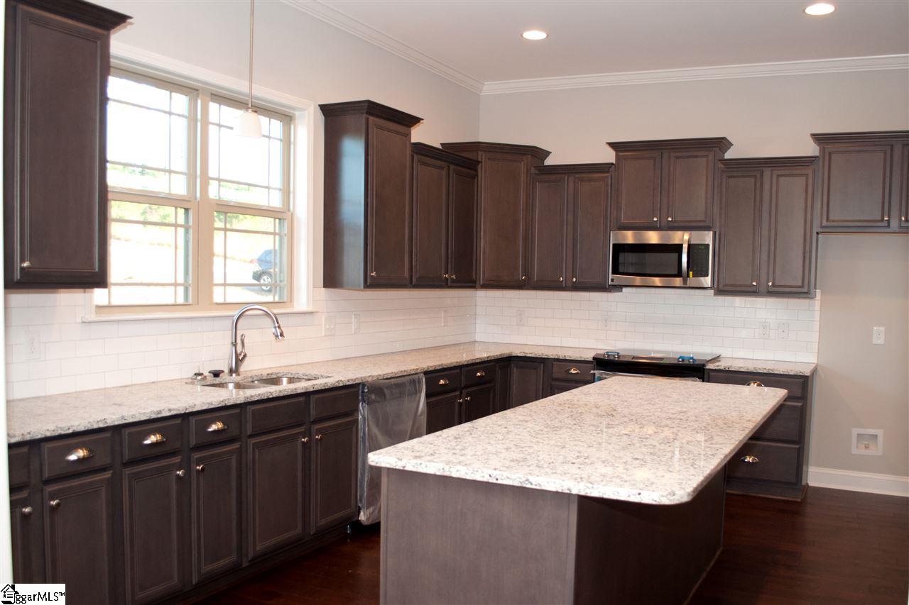 116 Club Cart Road Travelers Rest, SC 29690 - Photo 12 of 36 Gallery Image 12