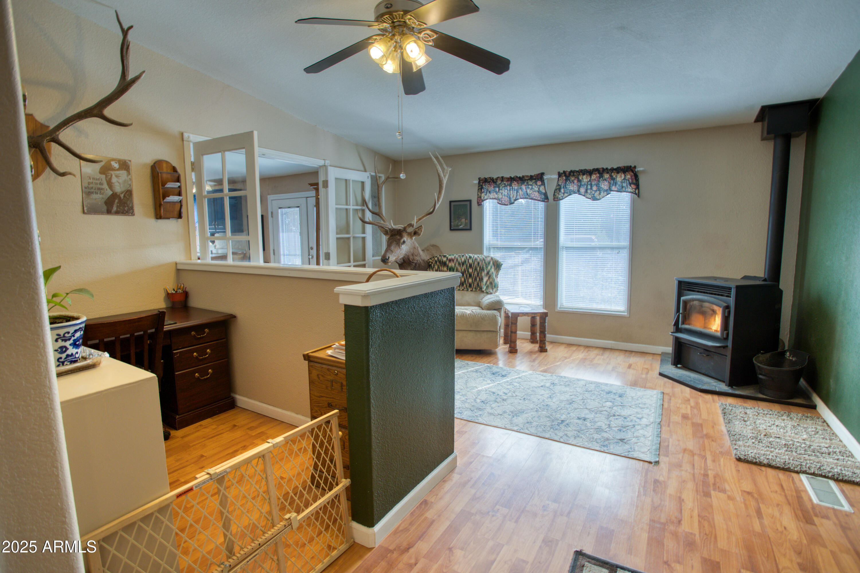 125 County Rd N3077 Show Low, AZ 85901 - Photo 17 of 71 Office/Sitting Area