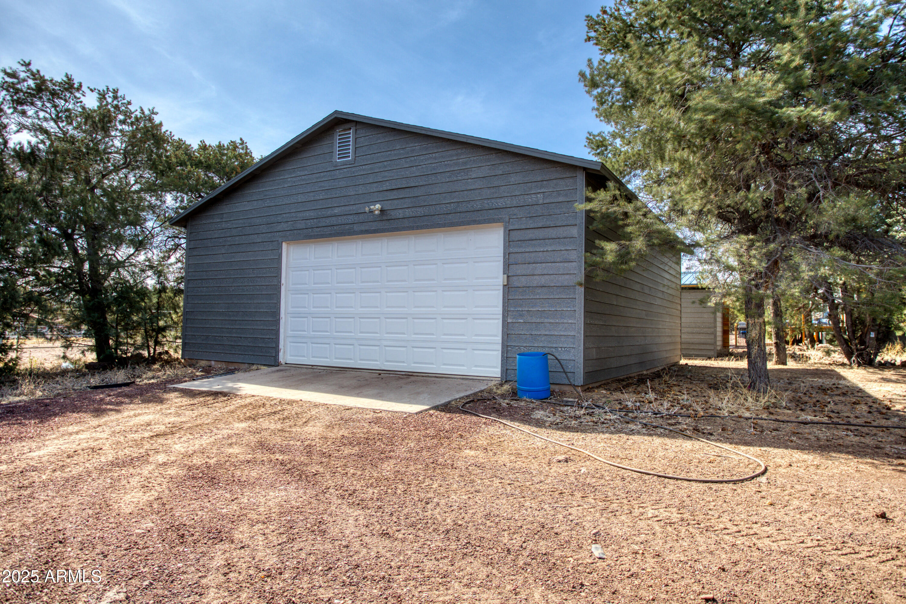 125 County Rd N3077 Show Low, AZ 85901 - Photo 36 of 71 Garage
