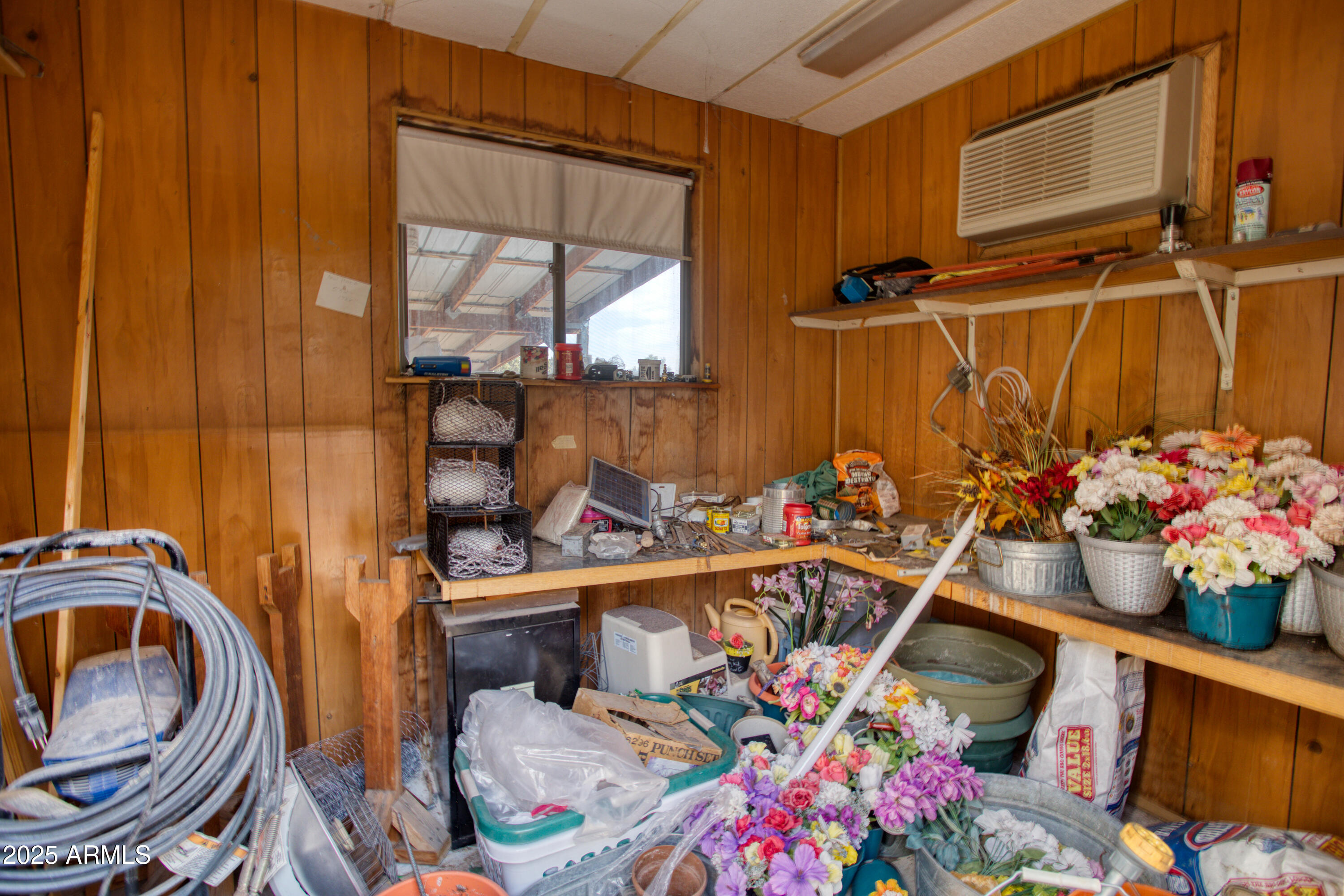 125 County Rd N3077 Show Low, AZ 85901 - Photo 41 of 71 Garden Shed