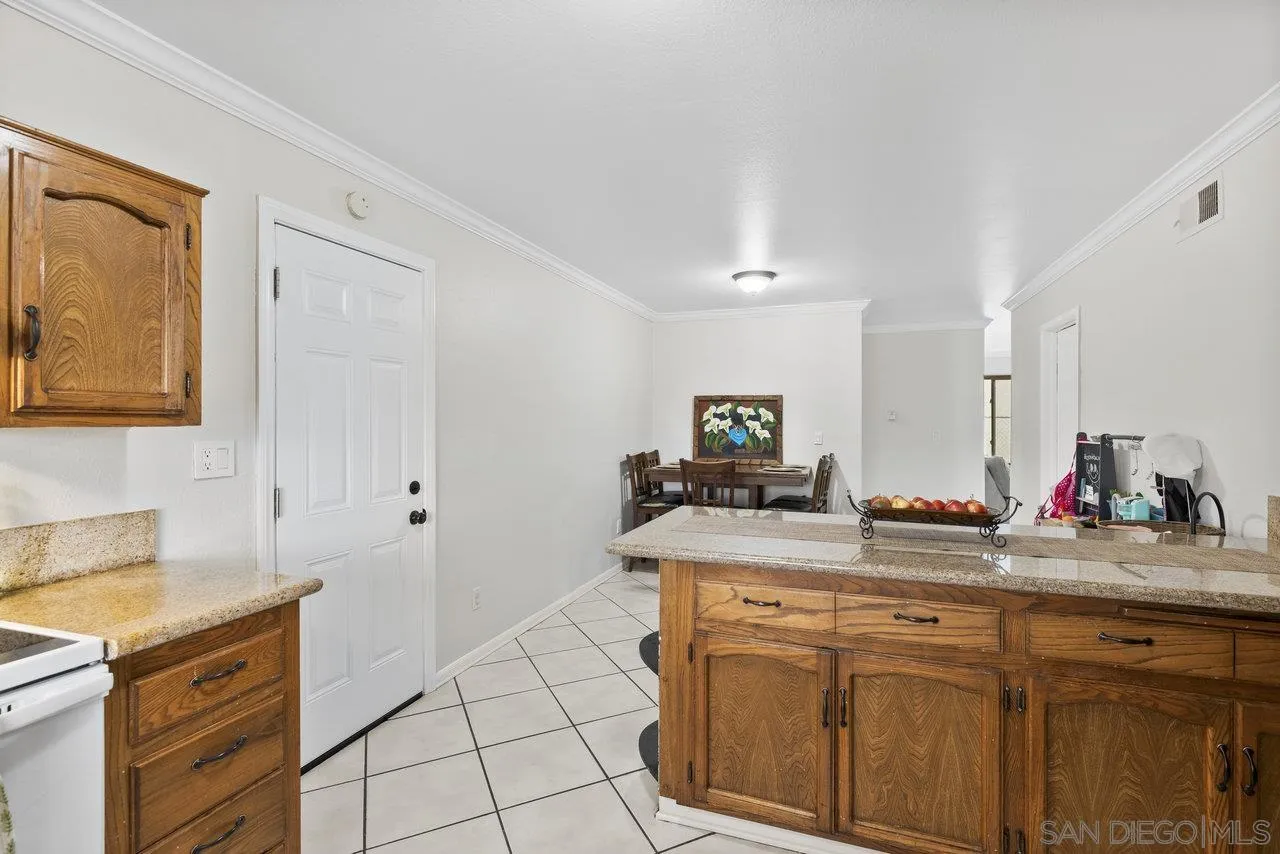 8300 Cacus Street Spring Valley, CA 91977 - Photo 8 of 20 Gallery Image 8