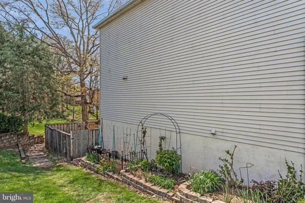 $429,900 | 8453 McKenzie Circle, Manassas, VA 20110