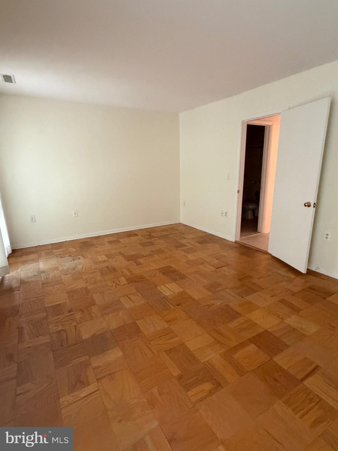 120 Cross Keys Road, Unit E Baltimore, MD 21210 - Photo 11 of 18