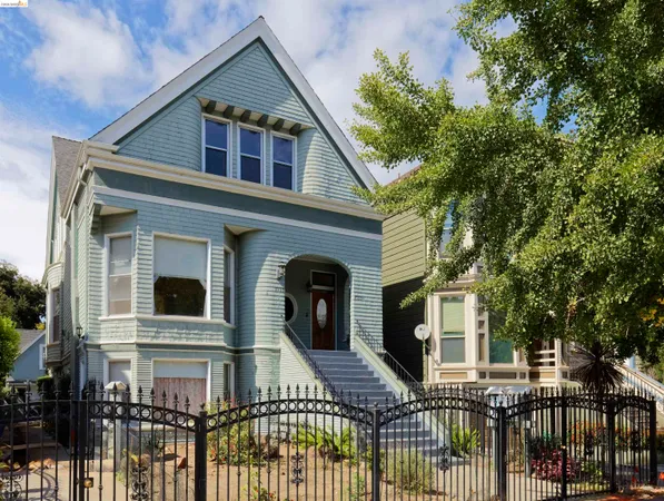 $995,000 | 1033 Magnolia Street, Oakland, CA 94607
