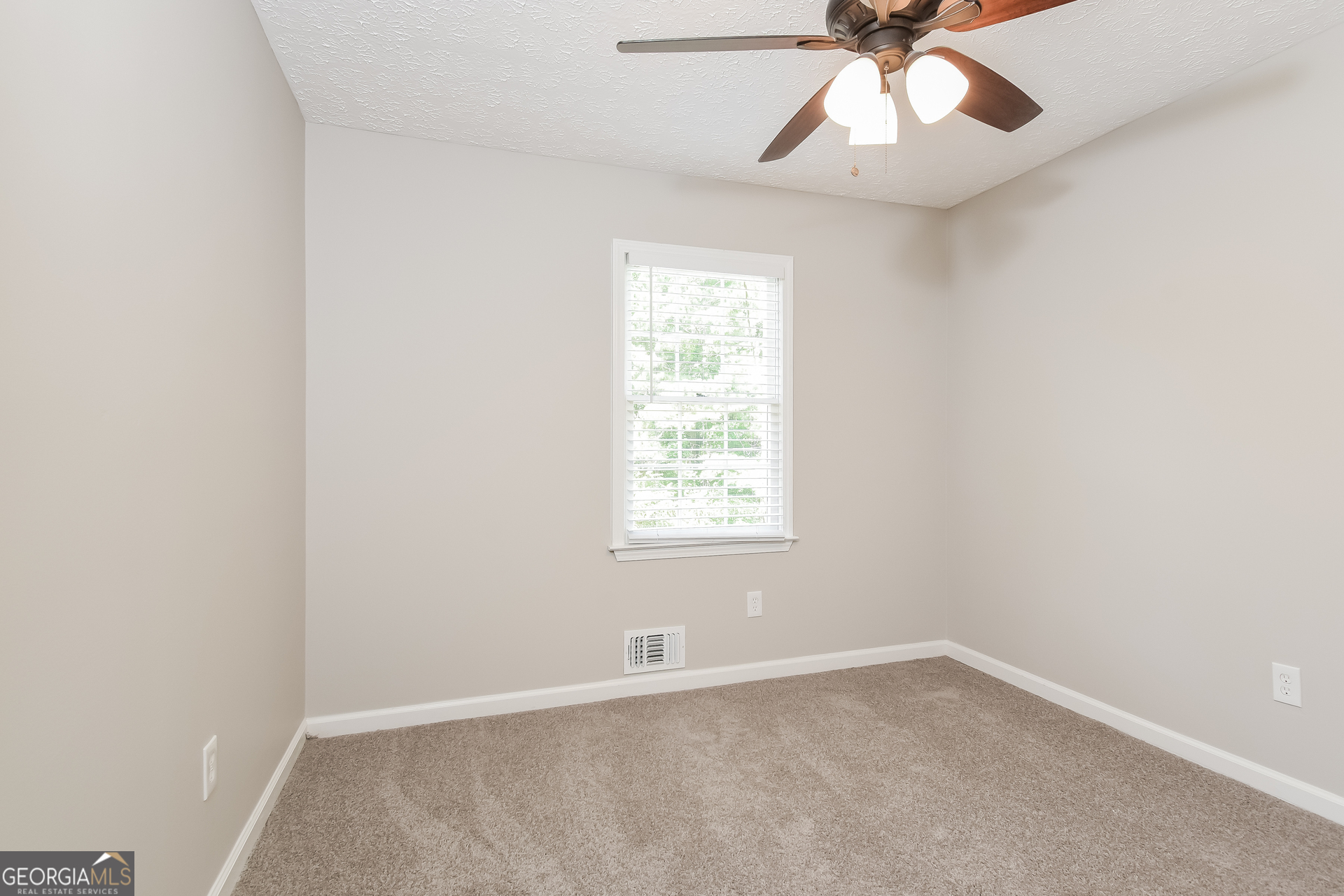 46 Normas Way Hiram, GA 30141 - Photo 11 of 18