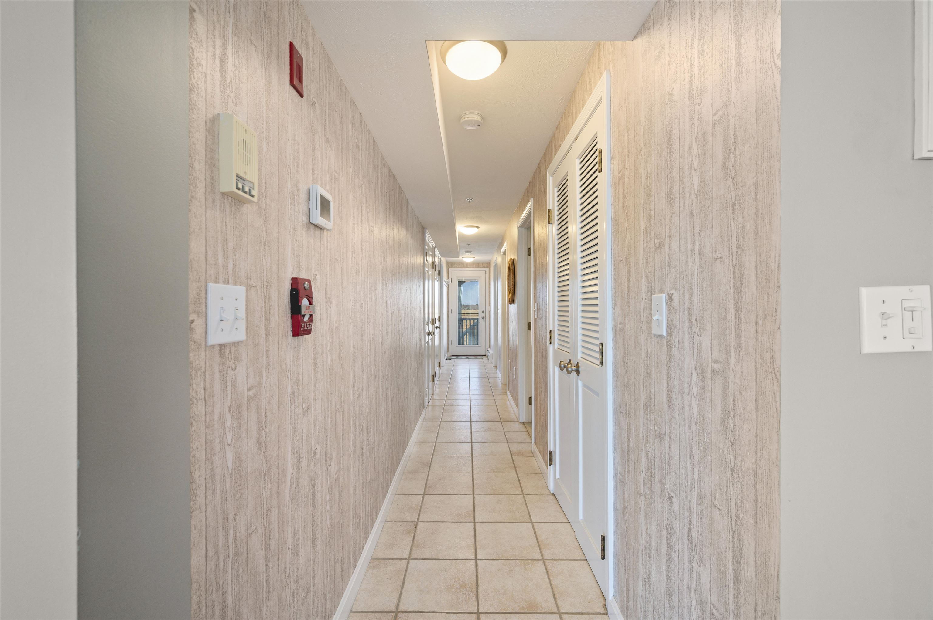 605 Ocean Boulevard, Unit 1 Hampton, NH 03842 - Photo 21 of 60