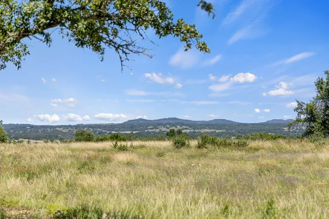 $1,750,000 | Tbd West Lindeman Lane, Blanco, TX 78606