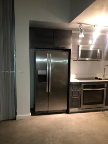 $2,250 | 151 Southeast 1st Street, Unit 2504, Miami, FL 33131