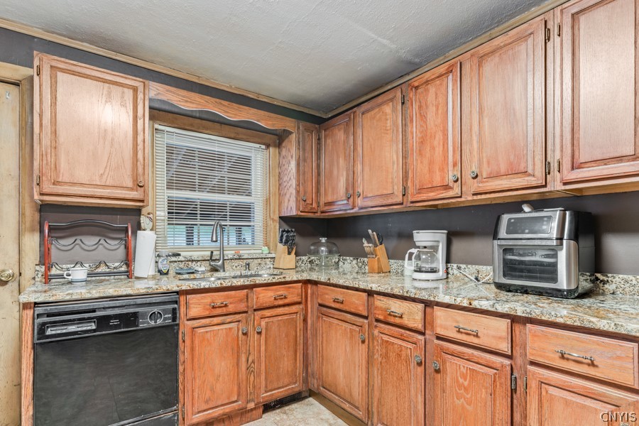 197 Gates Road Frankfort, NY 13340 - Photo 8 of 25 Gallery Image 8