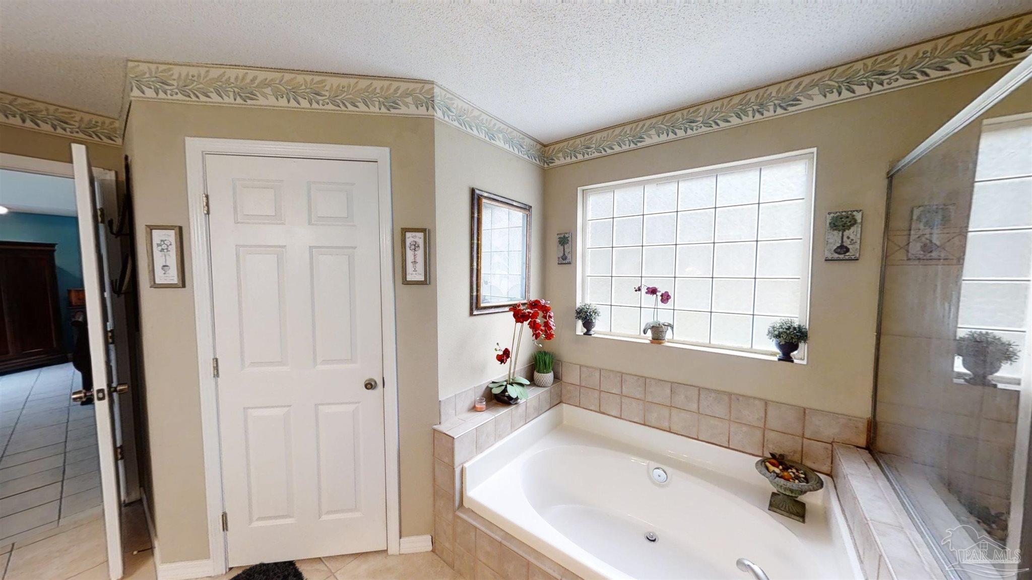 5630 Wychewood Road Milton, FL 32570 - Photo 14 of 45 Gallery Image 14