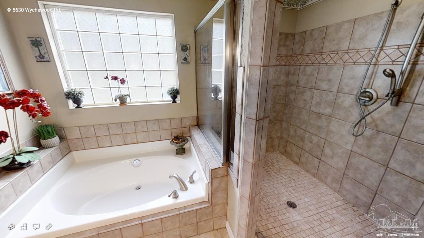 5630 Wychewood Road Milton, FL 32570 - Photo 18 of 45 Gallery Image 18