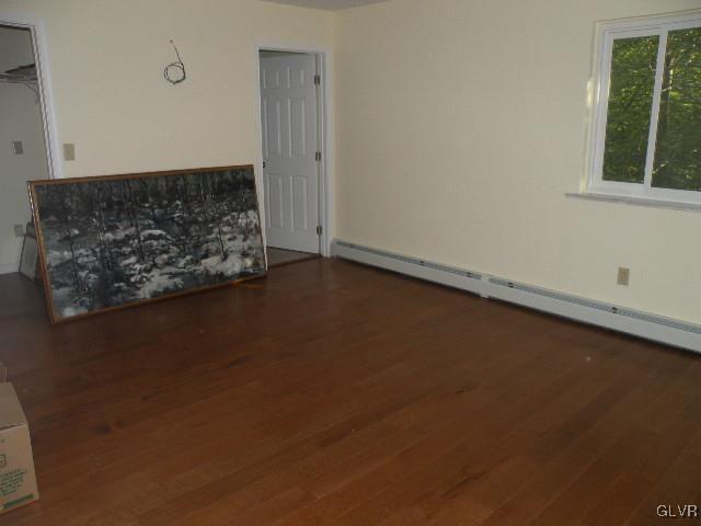 252 Pheasant Run Bushkill, PA 18324 - Photo 16 of 19 Lower Level Master Bedroom