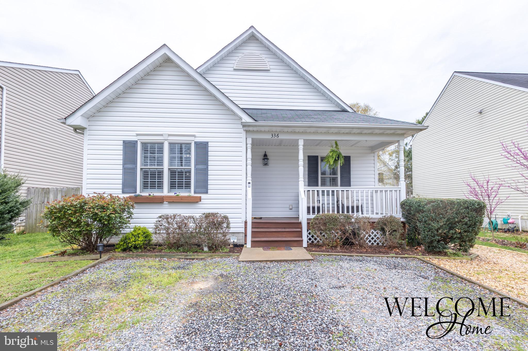 336 4th Street Colonial Beach, VA 22443 - Photo 1 of 23 a front view of a house