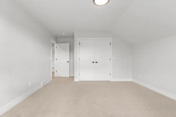 $539,900 | 1405 Crossroads Drive, De Pere, WI 54115