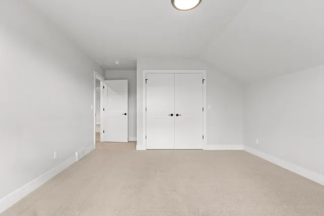 $549,900 | 1405 Crossroads Drive, De Pere, WI 54115