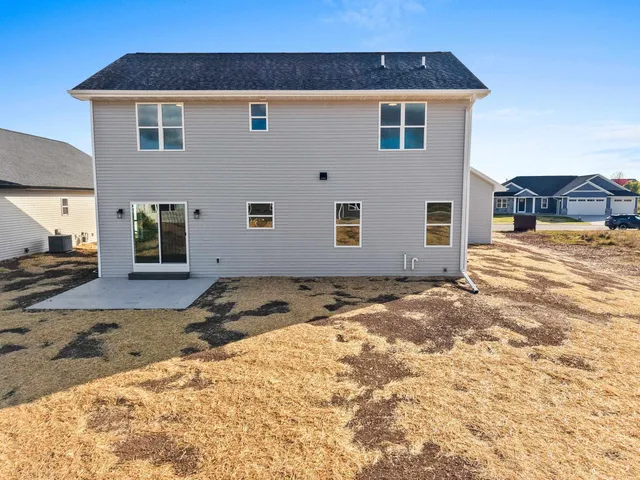 $549,900 | 1405 Crossroads Drive, De Pere, WI 54115