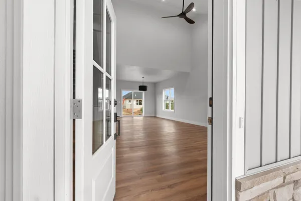 $539,900 | 1405 Crossroads Drive, De Pere, WI 54115