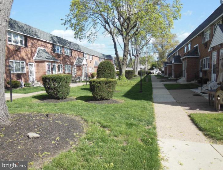 230 East Evesham Road, Unit C18 Glendora, NJ 08029 - Photo 2 of 22